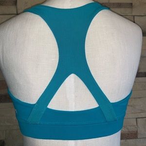Lululemon sports bra size 8